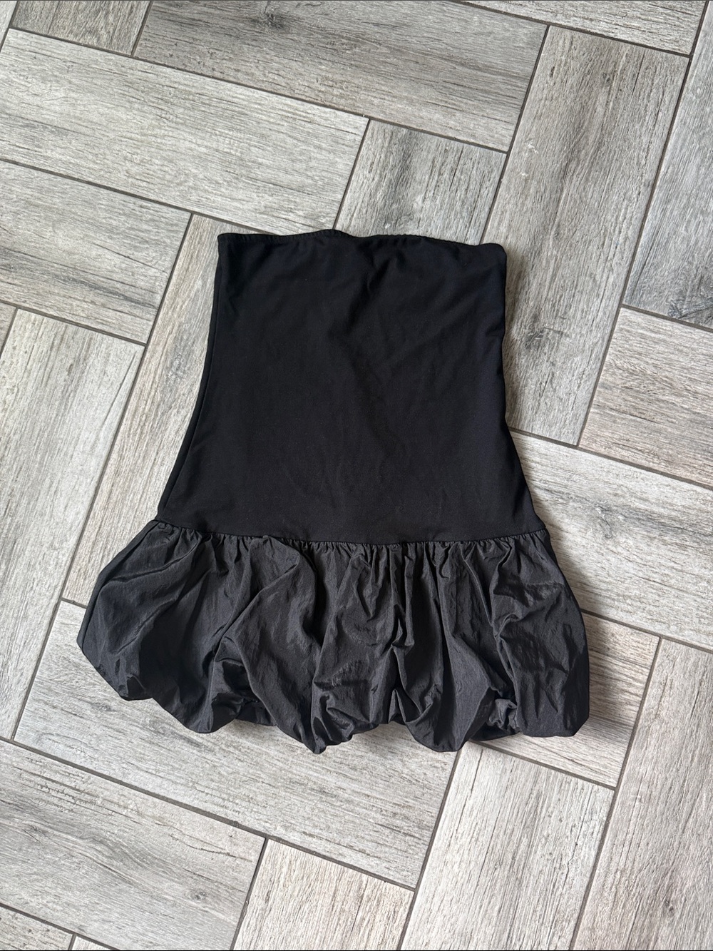 Edikted Black Bubble-Hem Mini dress